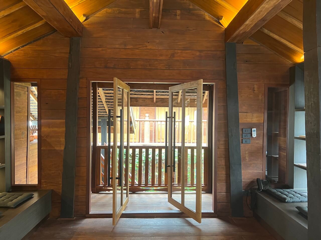 Library Aleenta Retreat Chaing Mai