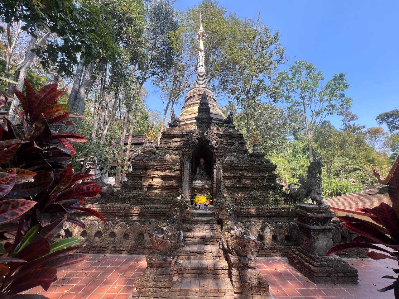 Wat Umong temple