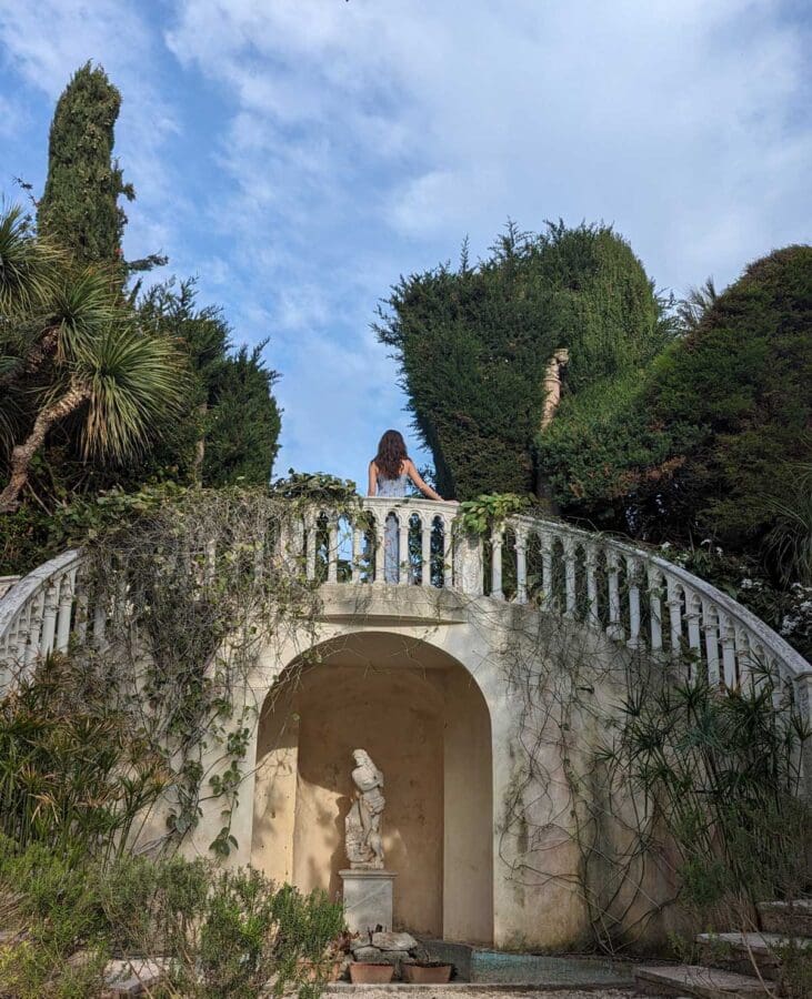 Posing in the gardens of the Villa Rothschild