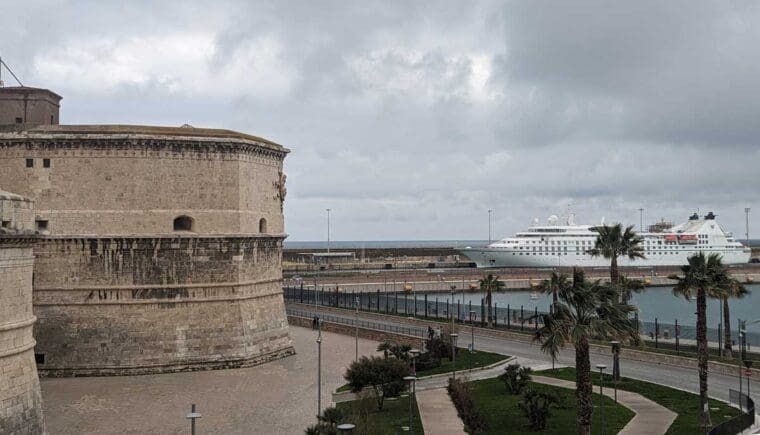 Windstar in Civitaveccia harbour