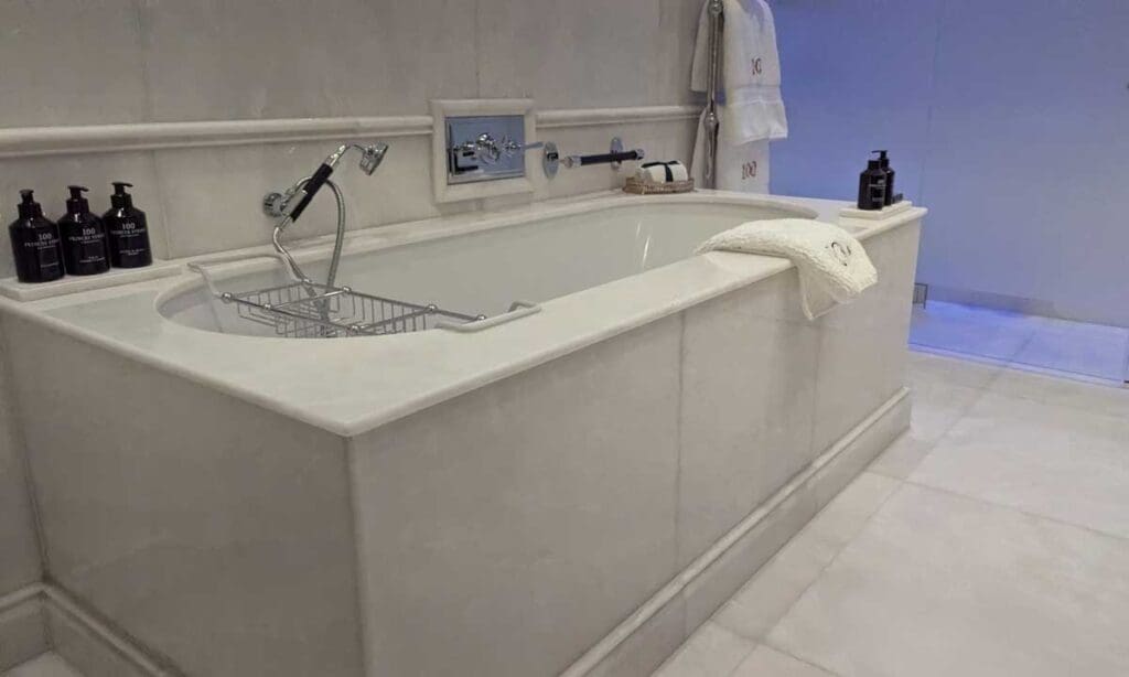 Bath in Isobel Suite, 100 Princes Street