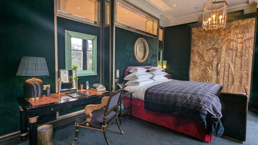The Isobel Suite - 100 Princes Street