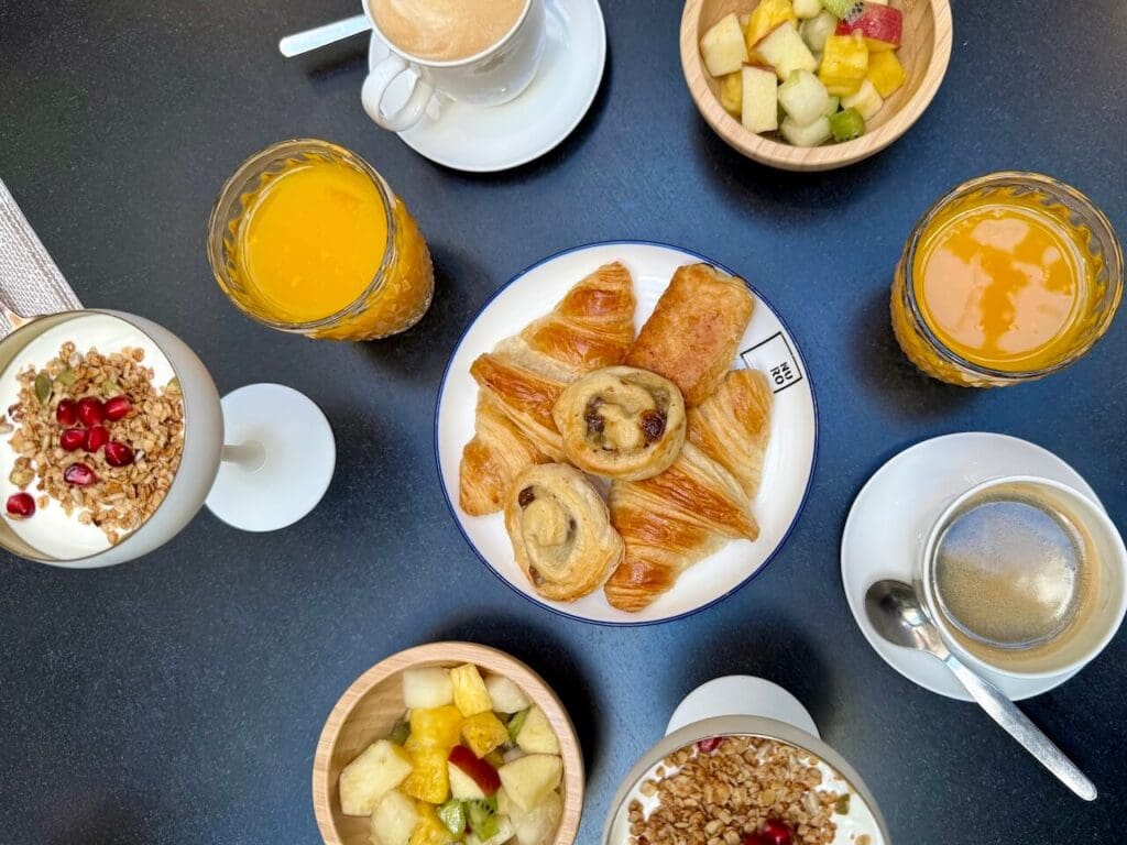 Casa Almagro breakfast