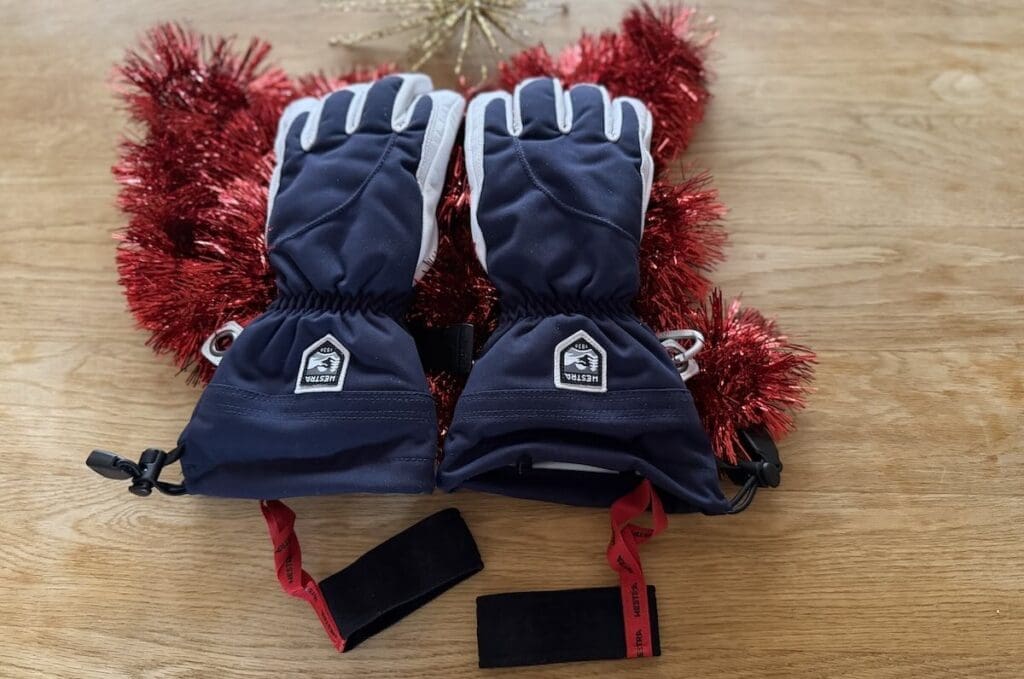 Hestra women's Heli 5 finger gloves