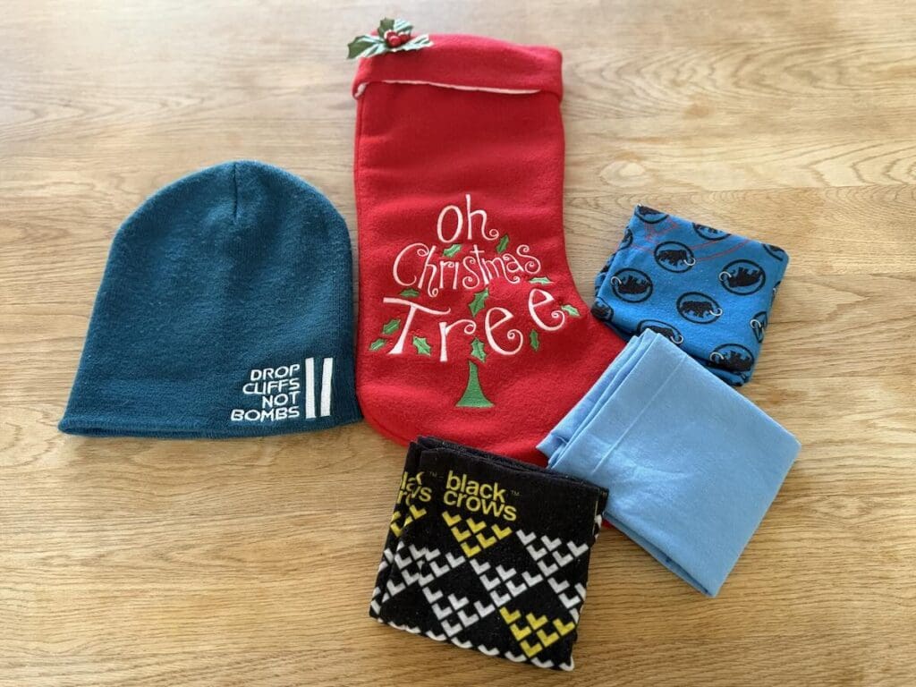 Ski stocking filler ideas, buffs & hat