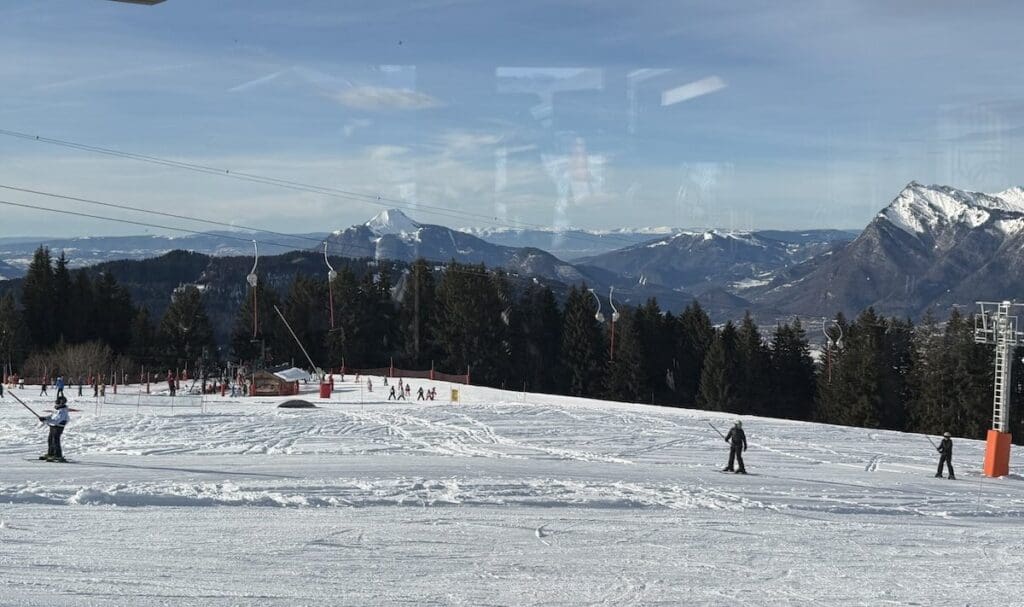 Samoëns looking out over the beginner's area in 1600