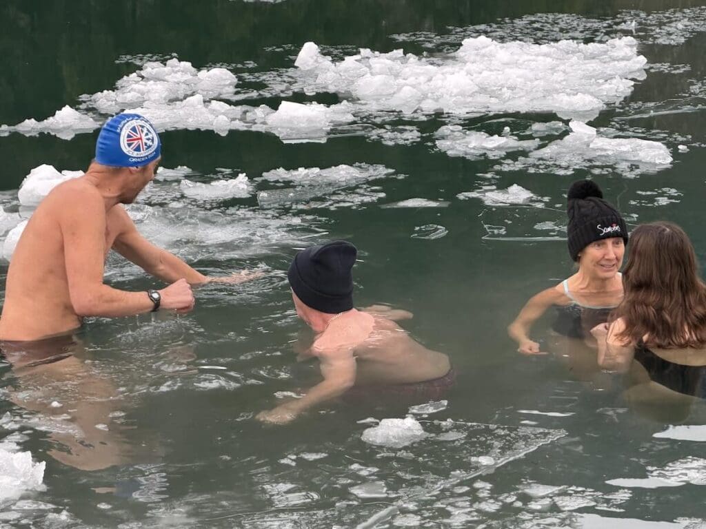 Samoëns Ice swimming
