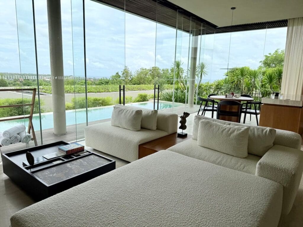 Lyvin Melasti Villas interior