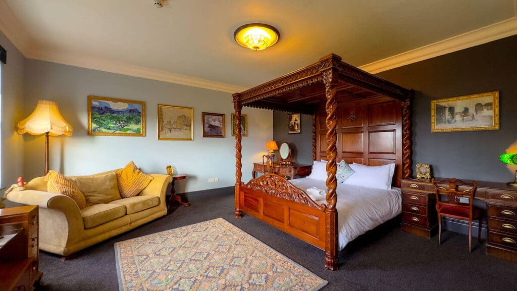 Ty Penbryn - bedroom