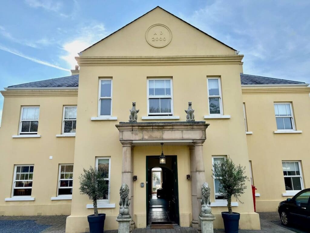 Ty Penbryn exterior
