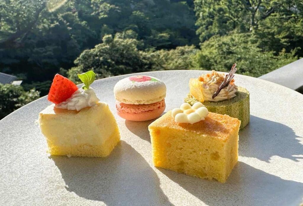 Hotel Chinzanso Tokyo teatime selection at Le Ciel Executive Lounge