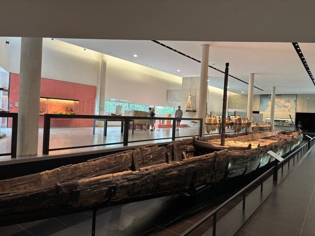 ARLES ROMAN LONGBOAT