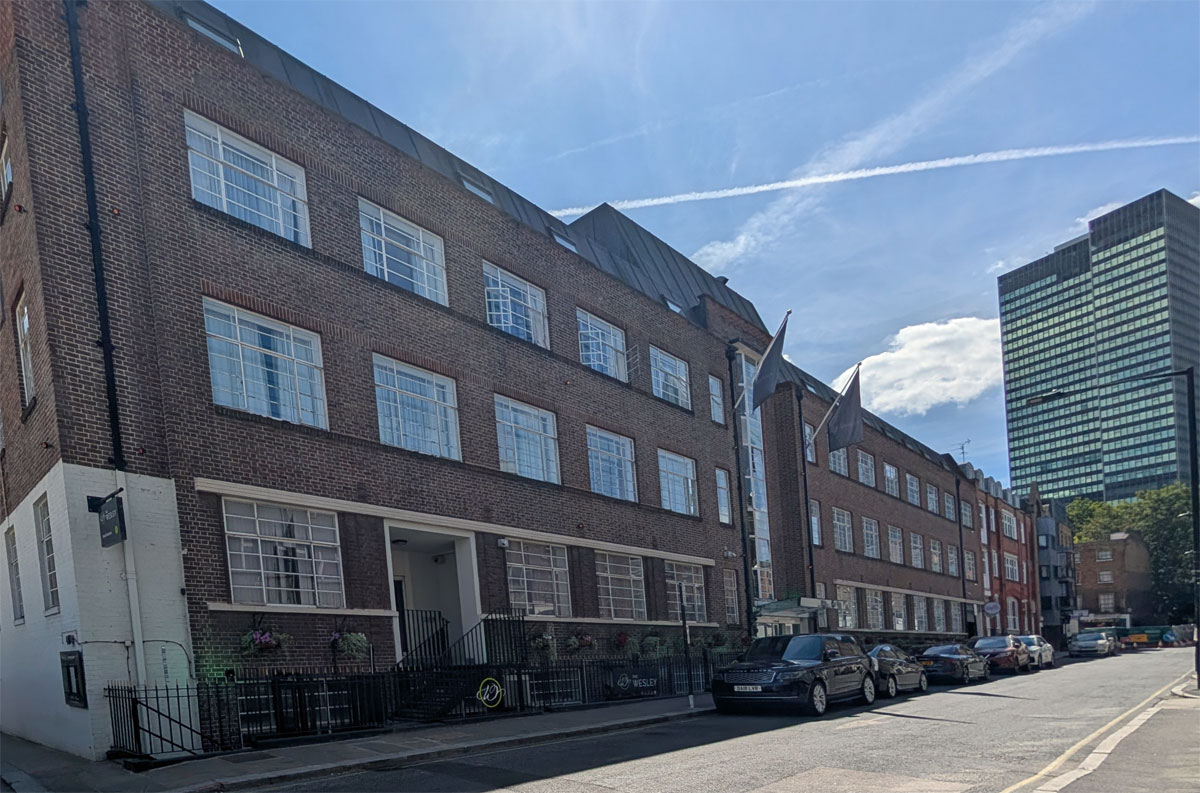 The Wesley Hotel Euston - Exterior