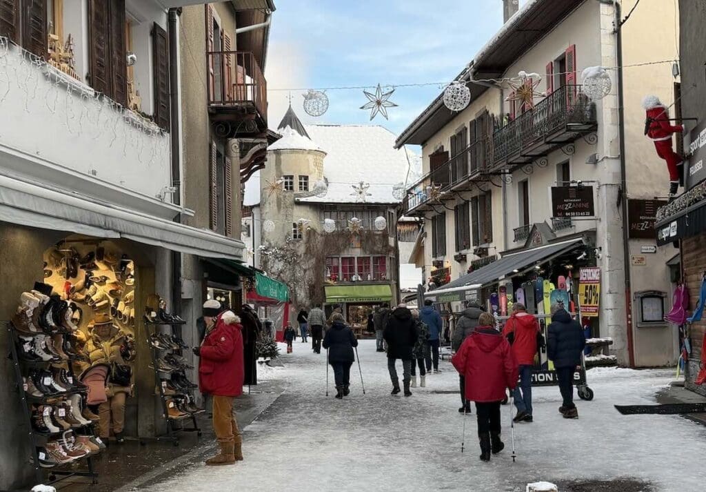 Samoëns village centre